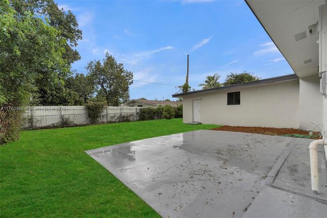 531 NE 175th Ter, North Miami Beach, FL 33162