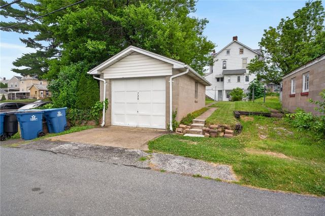 728 Washington Avenue, Northampton Boro, PA 18067