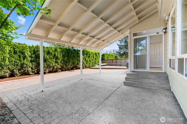 24312 E Main Drive, Sammamish, WA 98074