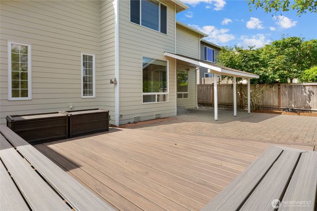 24312 E Main Drive, Sammamish, WA 98074