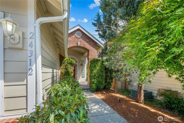 24312 E Main Drive, Sammamish, WA 98074
