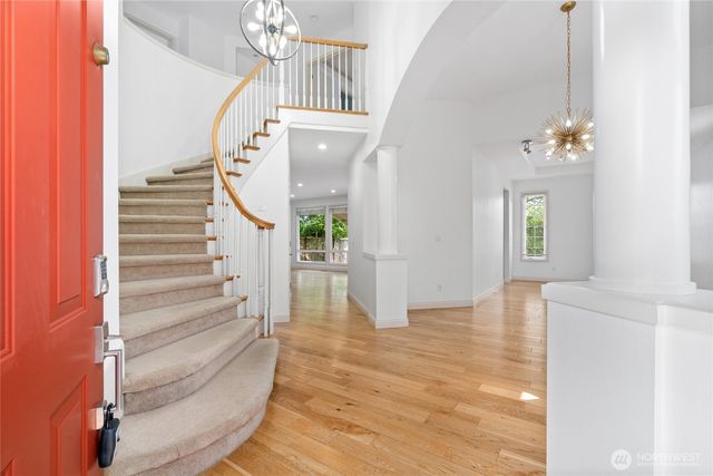 24312 E Main Drive, Sammamish, WA 98074