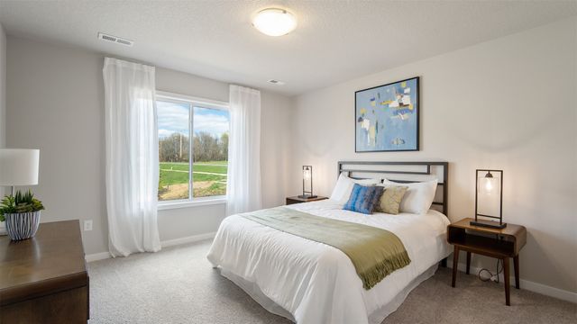 4375 E 44th Street, Des Moines, IA 50317