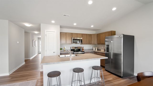 4375 E 44th Street, Des Moines, IA 50317