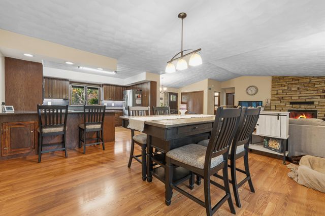 23 Holiday Court, North Mankato, MN 56003