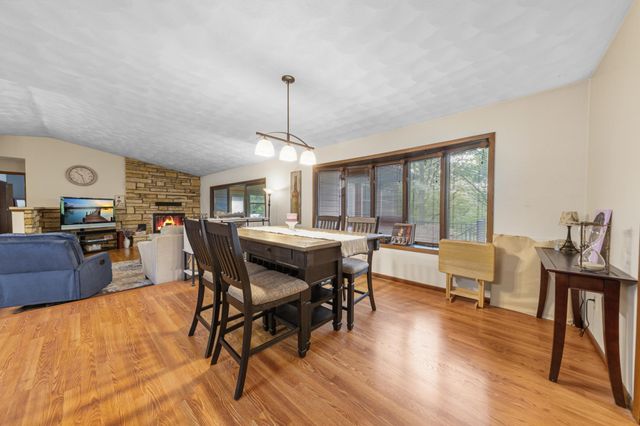23 Holiday Court, North Mankato, MN 56003