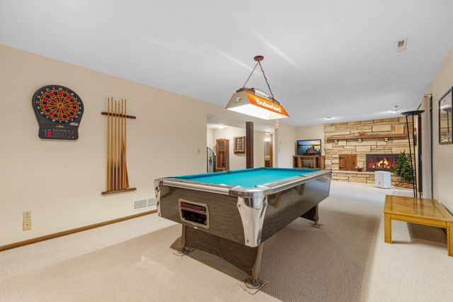 23 Holiday Court, North Mankato, MN 56003