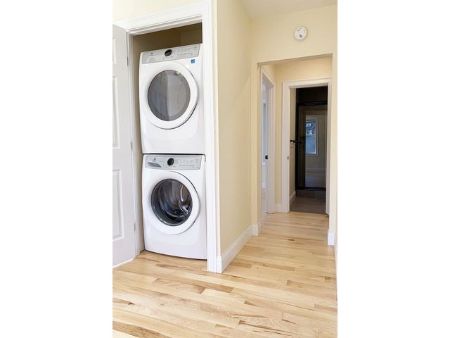 6-8 Chase Street, Burlington, VT 05401