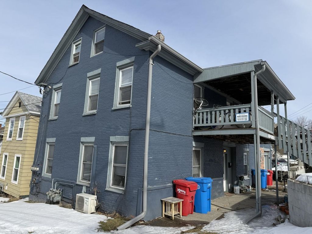 6-8 Chase Street, Burlington, VT 05401