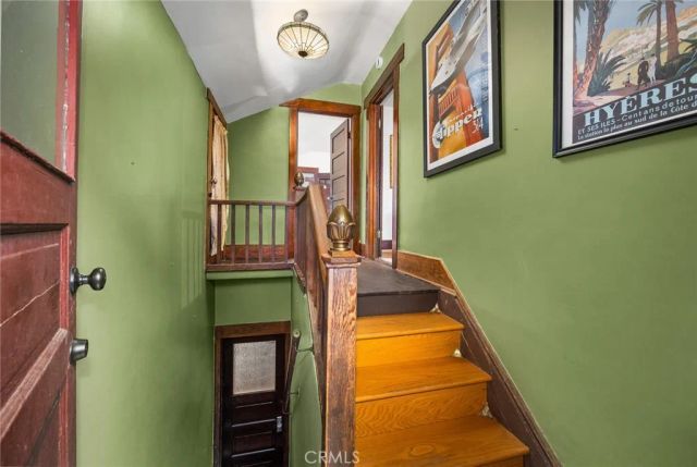 577 N Chester Avenue, Pasadena, CA 91106