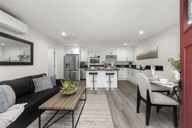 577 N Chester Avenue, Pasadena, CA 91106