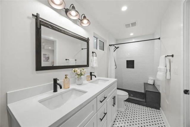 577 N Chester Avenue, Pasadena, CA 91106