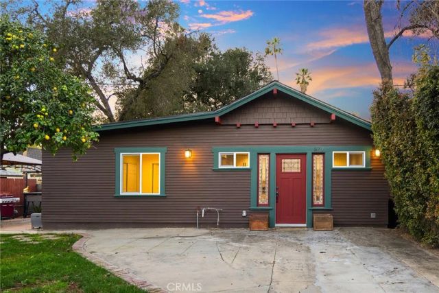 577 N Chester Avenue, Pasadena, CA 91106
