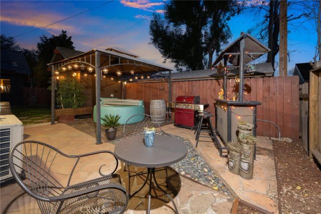 577 N Chester Avenue, Pasadena, CA 91106
