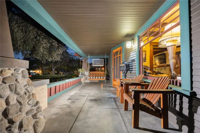577 N Chester Avenue, Pasadena, CA 91106