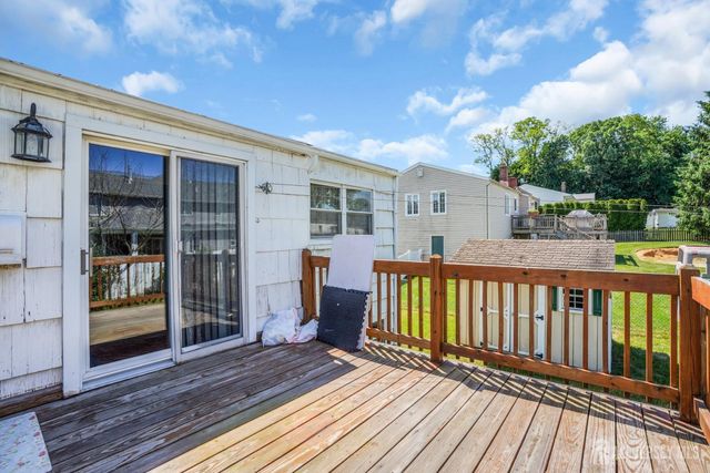 10 4th Street, South River, NJ 08882