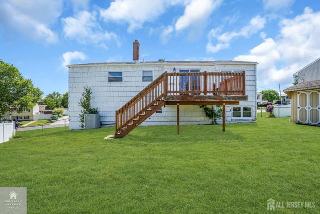 10 4th Street, South River, NJ 08882