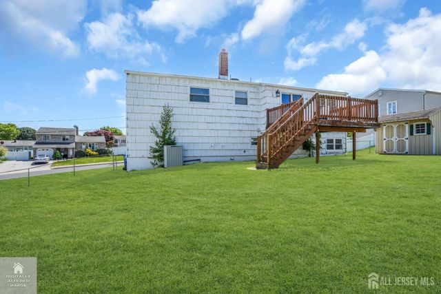 10 4th Street, South River, NJ 08882
