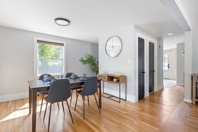149 Oak St, Natick, MA 01760