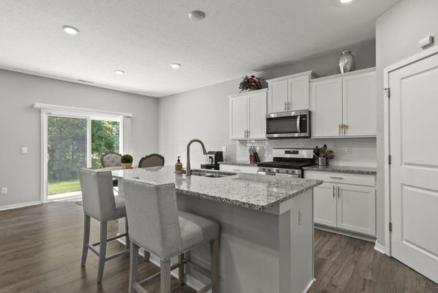 521 Park Vista Drive, Delaware, OH 43015