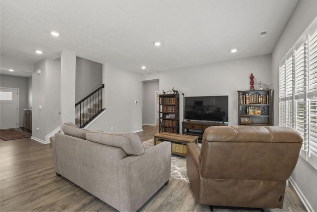 521 Park Vista Drive, Delaware, OH 43015