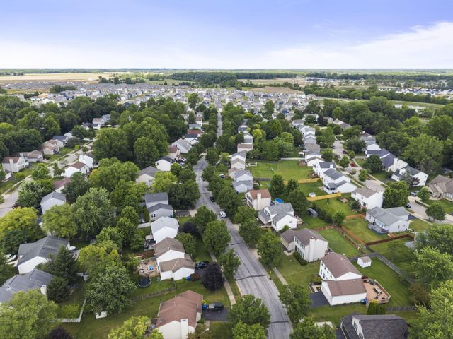 521 Park Vista Drive, Delaware, OH 43015
