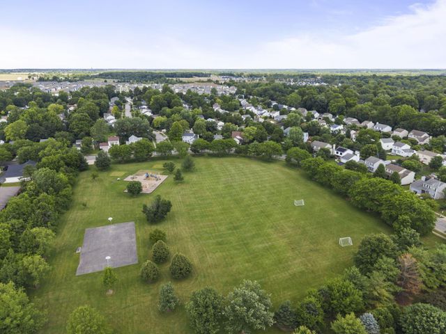 521 Park Vista Drive, Delaware, OH 43015