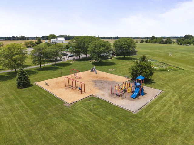 521 Park Vista Drive, Delaware, OH 43015