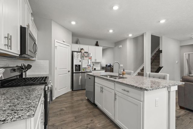521 Park Vista Drive, Delaware, OH 43015