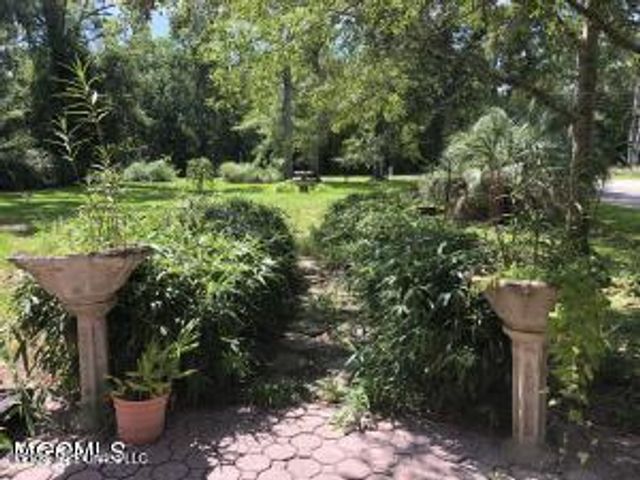 3573 Brandon James Drive, Biloxi, MS 39532