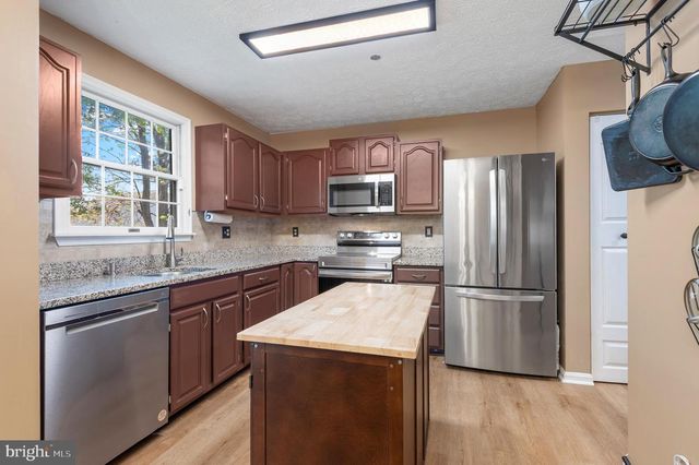 1315 SOMERSET RD, Severn, MD 21144