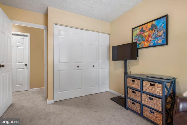 1315 SOMERSET RD, Severn, MD 21144