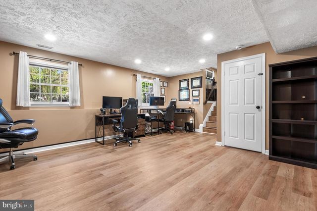 1315 SOMERSET RD, Severn, MD 21144