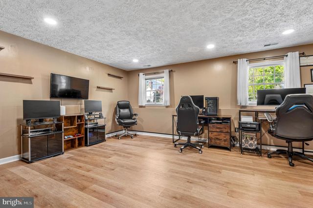 1315 SOMERSET RD, Severn, MD 21144