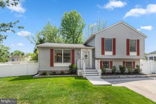 1315 SOMERSET RD, Severn, MD 21144