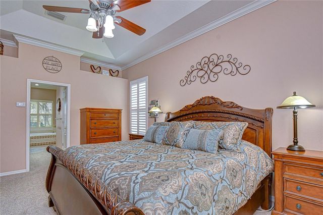 5104 SYLVAN OAKS DRIVE, Valrico, FL 33596