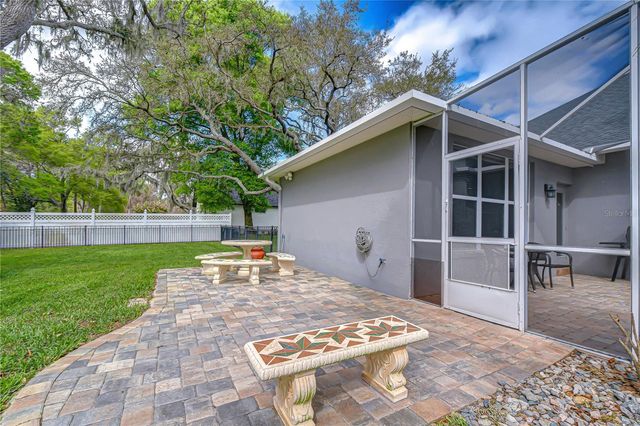 5104 SYLVAN OAKS DRIVE, Valrico, FL 33596