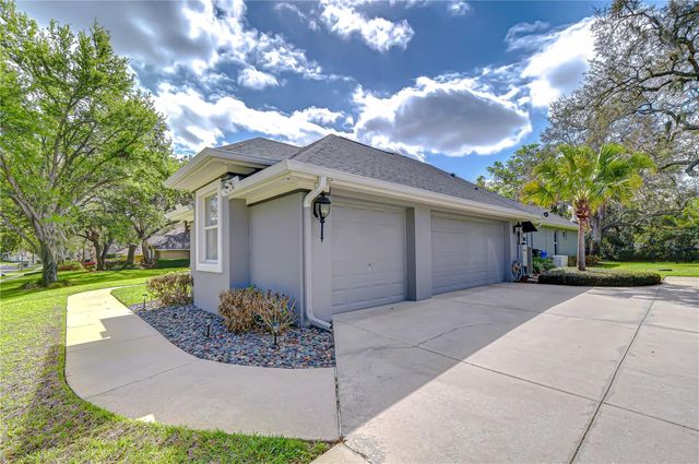 5104 SYLVAN OAKS DRIVE, Valrico, FL 33596