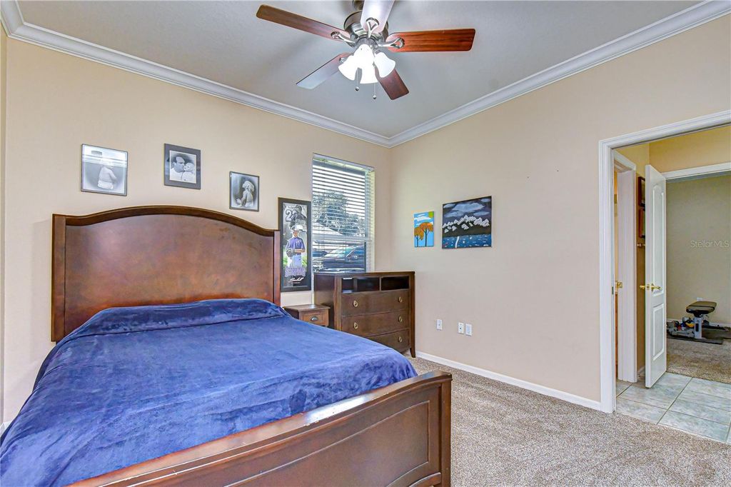 Image 21 of property listing at 5104 SYLVAN OAKS DRIVE, Valrico, FL 33596