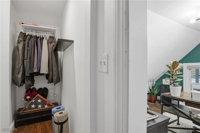 710 University Court, Cleveland, OH 44113