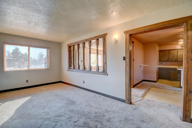 1809 Corte Florentino Street SW, Albuquerque, NM 87105