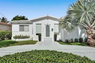 9040 Carlyle Ave, Surfside, FL 33154