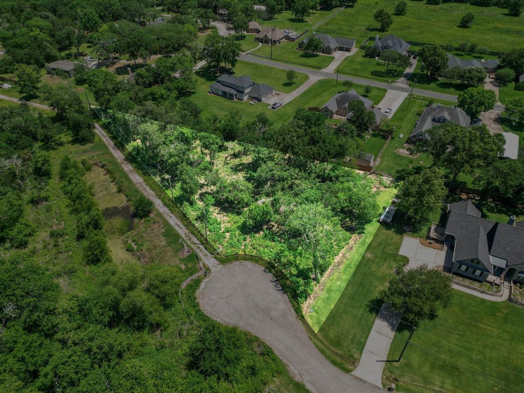 0 Lost Lake Drive, Mont Belvieu, TX 77523