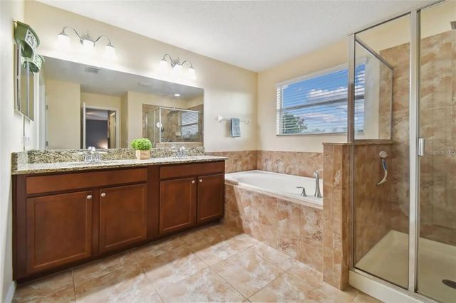 501 WASHITA STONE DRIVE, Ruskin, FL 33570