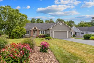 8405 Filaree Circle, Lysander, NY 13027