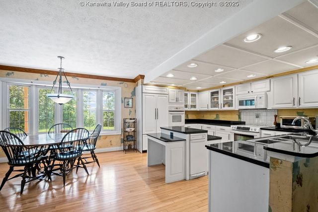 1941 Olympus Road, Charleston, WV 25314