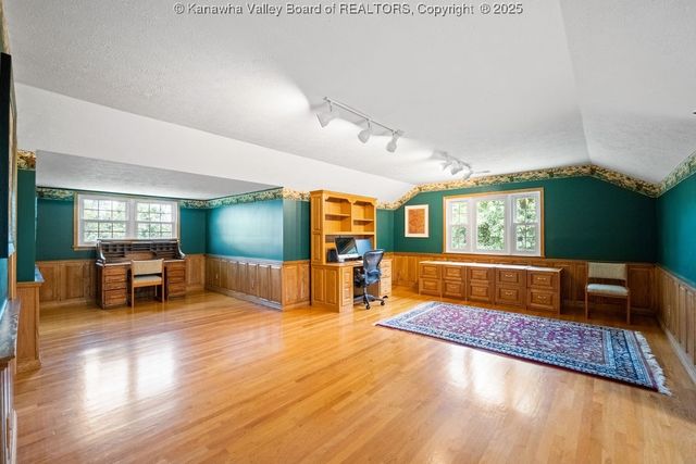 1941 Olympus Road, Charleston, WV 25314