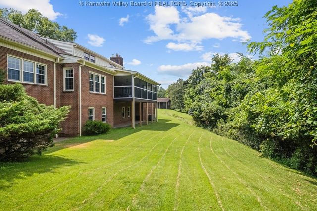 1941 Olympus Road, Charleston, WV 25314