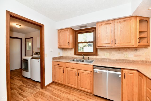 19250 Green Valley Drive, Noblesville, IN 46060