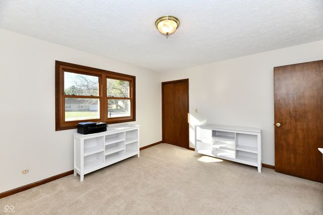 19250 Green Valley Drive, Noblesville, IN 46060
